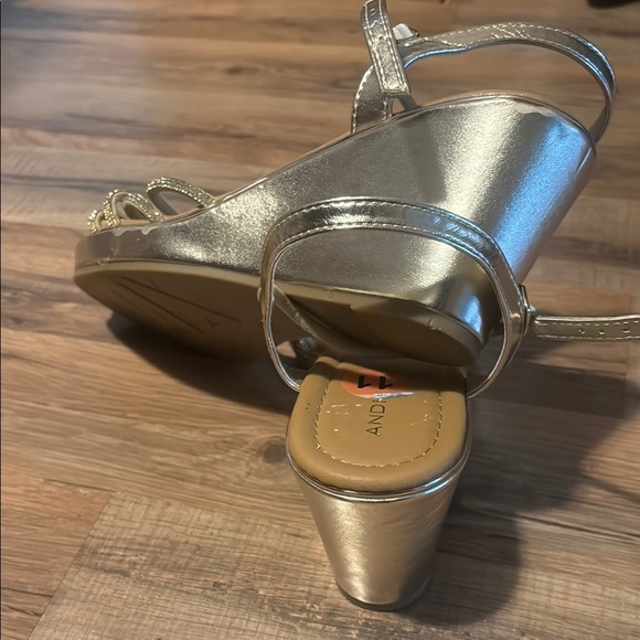 Women's Gold Strappy Sandals - Picture 3 of 4